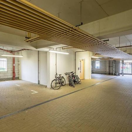 Executive 2Br Apartment Next To Station + Parking CBG Exterior foto