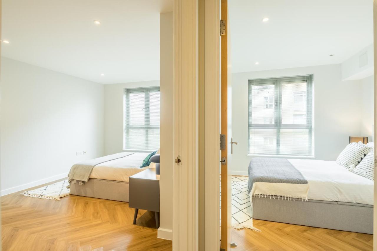 Executive 2Br Apartment Next To Station + Parking CBG Exterior foto